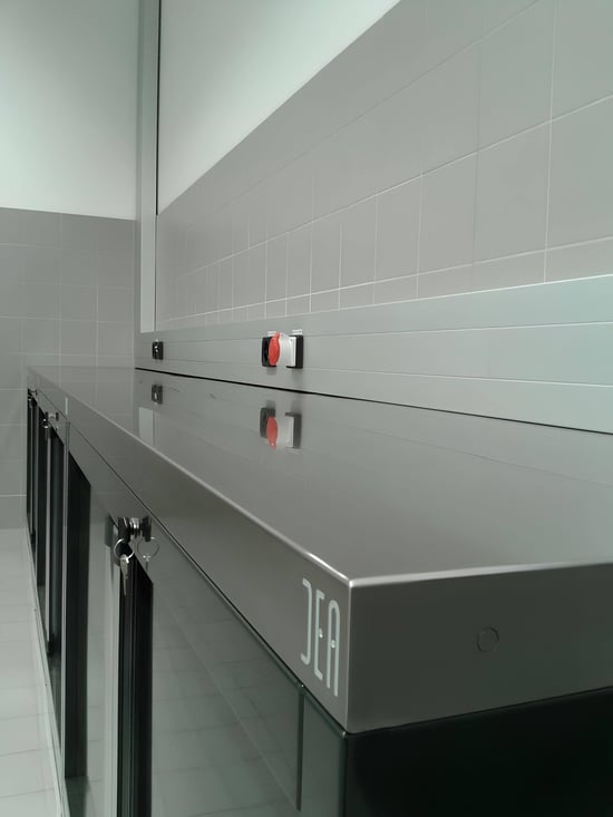 banco da lavoro in acciaio