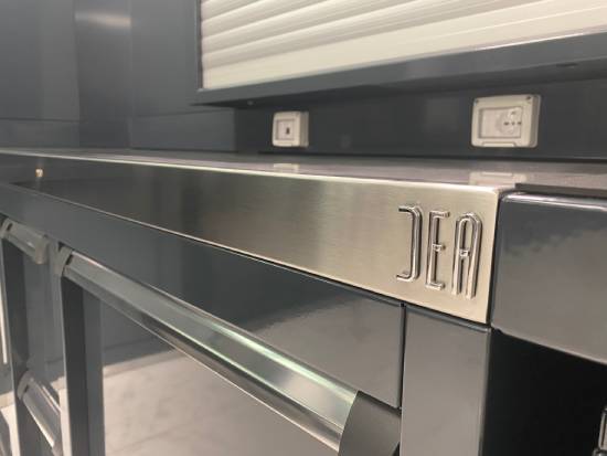 banco da lavoro in acciaio