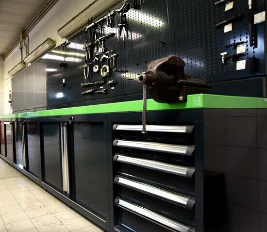 pannello porta attrezzi