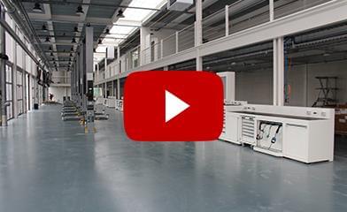 Officina BMW in Francia: la sfida dell’allestimento total white