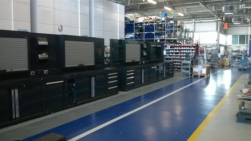 Industrial workstation: here's what it looks like